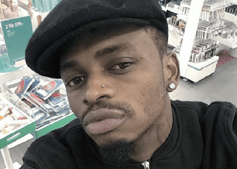 Diamond Platnumz when he was seen with a nose piercing in 2016.
